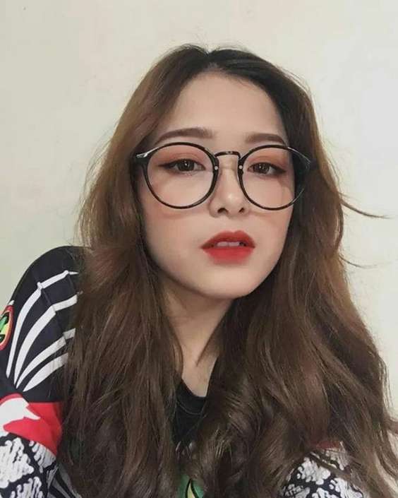 anh-gai-xinh-deo-mat-kinh-11 anh-gai-xinh-deo-mat-kinh-11