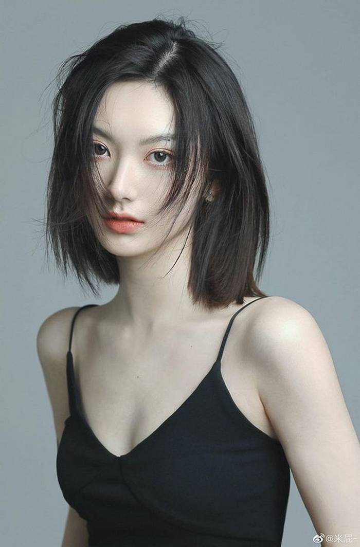 anh-gai-xinh-toc-ngang-vai-2k-14