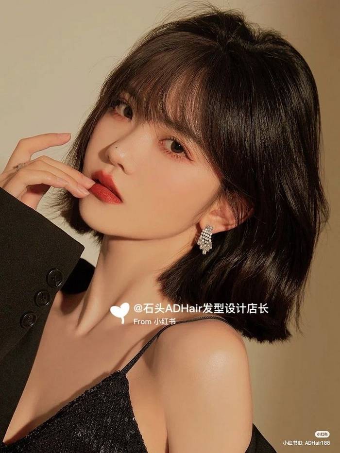 anh-gai-xinh-toc-ngang-vai-2k-34