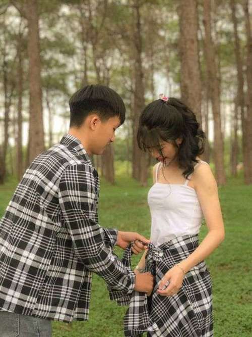 dang-chup-hinh-doi-58