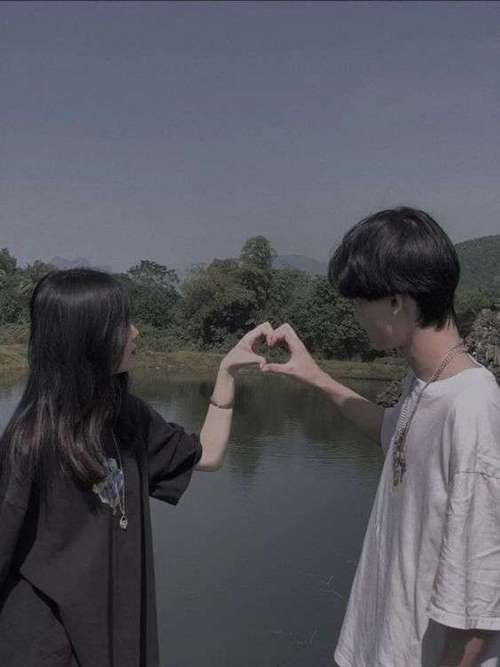 dang-chup-hinh-doi-72