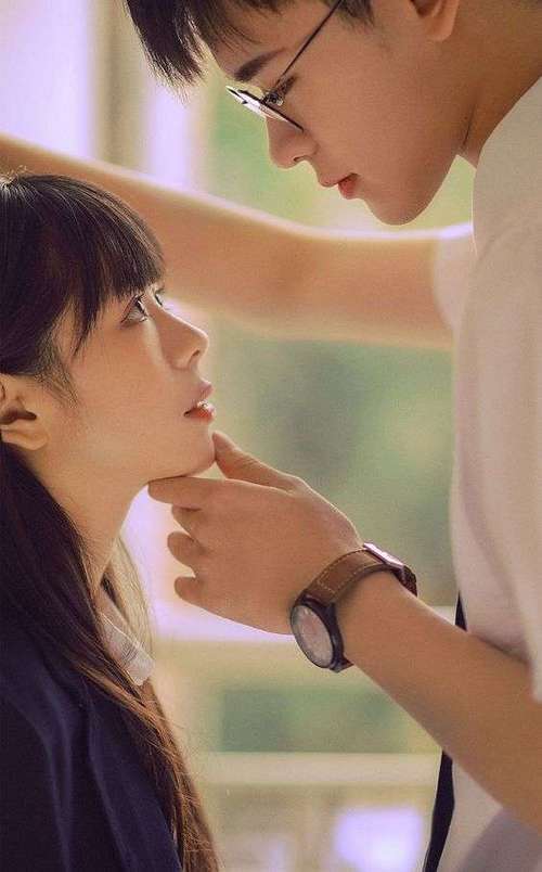 dang-chup-hinh-doi-88