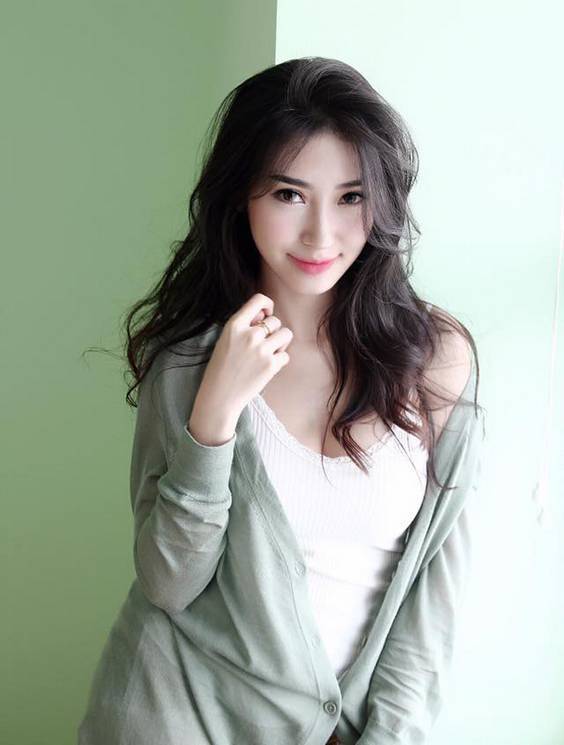 khong-tu-quynh-sexy-16 khong-tu-quynh-sexy-16