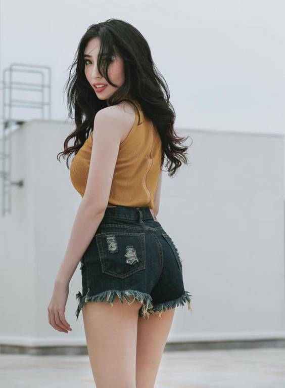 khong-tu-quynh-sexy-19 khong-tu-quynh-sexy-19