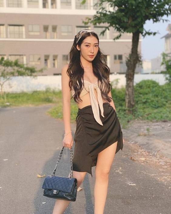 khong-tu-quynh-sexy-30 khong-tu-quynh-sexy-30