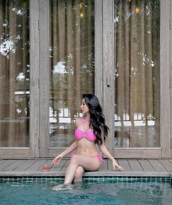 khong-tu-quynh-sexy-40 khong-tu-quynh-sexy-40