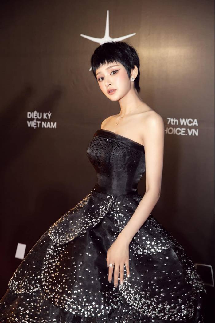 hien-ho-sexy-26 hien-ho-sexy-26