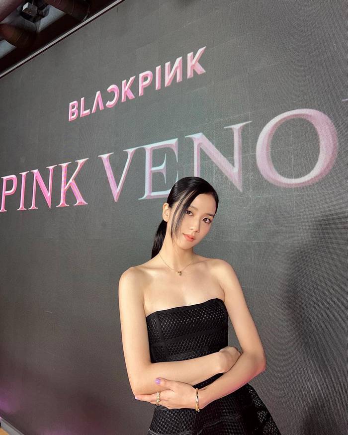 jisoo-sexy-15 jisoo-sexy-15