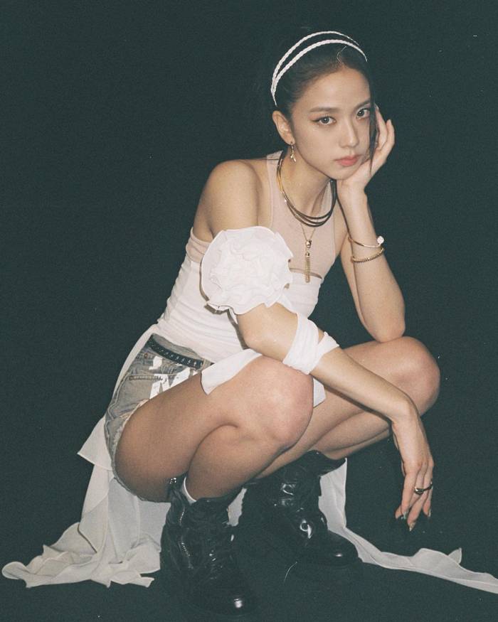 jisoo-sexy-21 jisoo-sexy-21