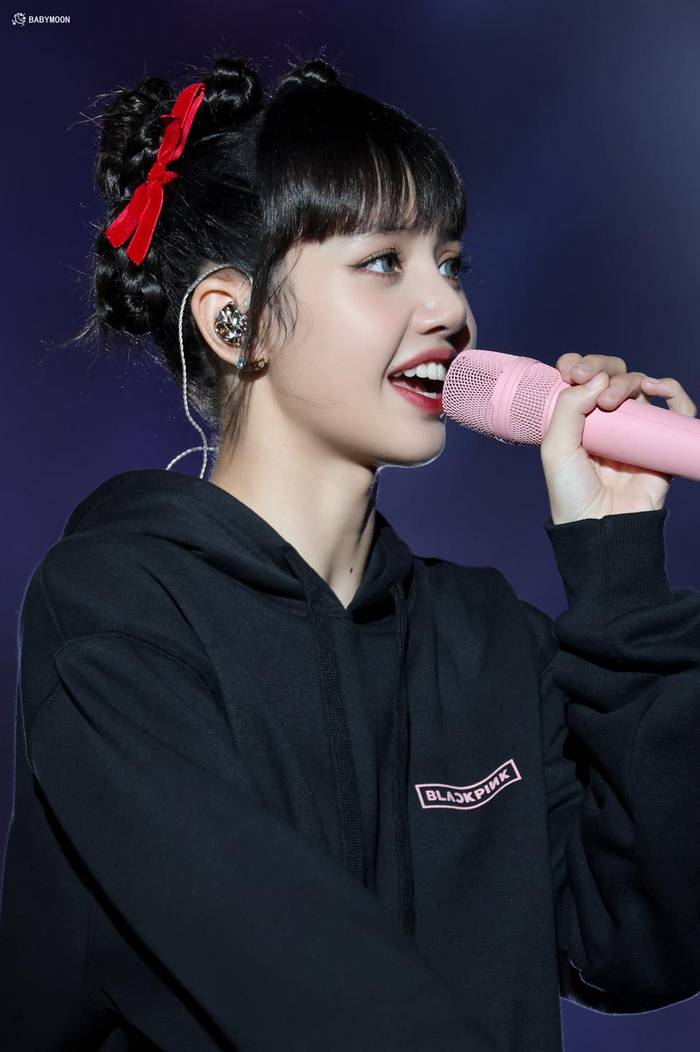 lisa-sexy-blackpink-14