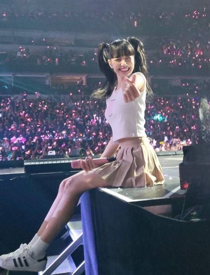 lisa-sexy-blackpink-33 lisa-sexy-blackpink-33