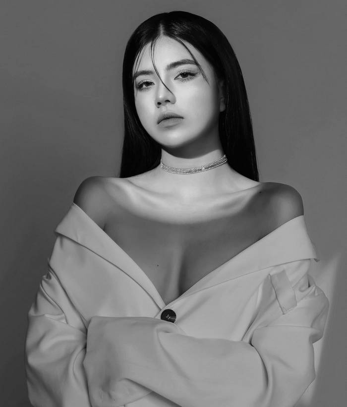 mai-dora-sexy-24 mai-dora-sexy-24