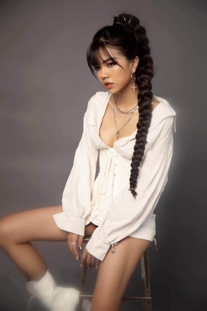 mai-dora-sexy-4 mai-dora-sexy-4