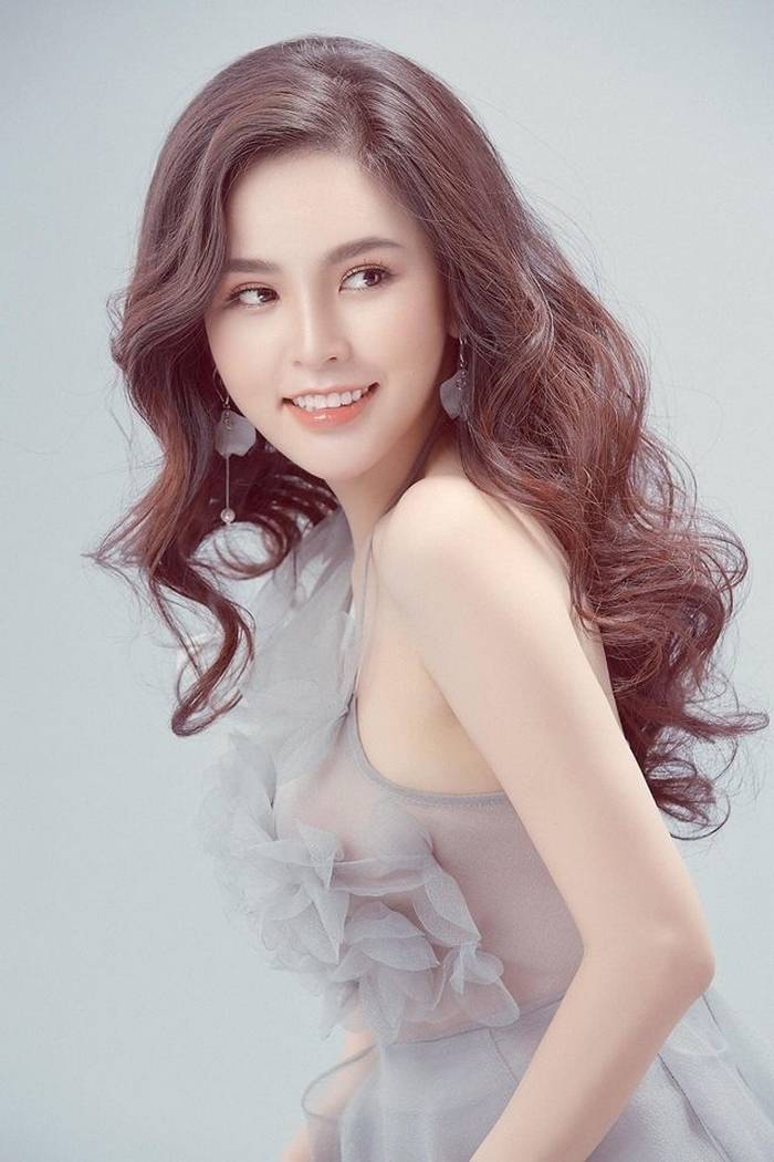 phi-huyen-trang-sexy-28 phi-huyen-trang-sexy-28