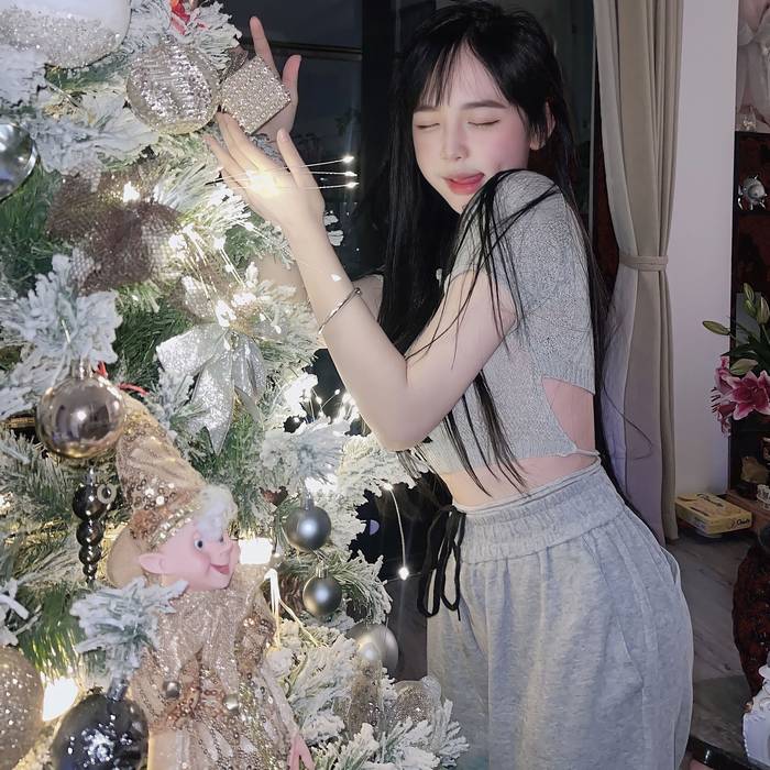 tran-huyen-chau-sexy-56