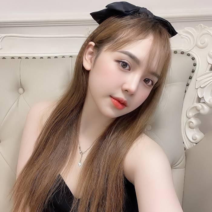 tran-huyen-chau-sexy-7